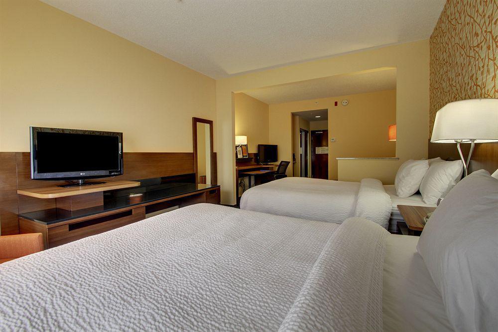 נורת' צ'רלסטון Fairfield Inn And Suites Charleston North/University Area מראה חיצוני תמונה
