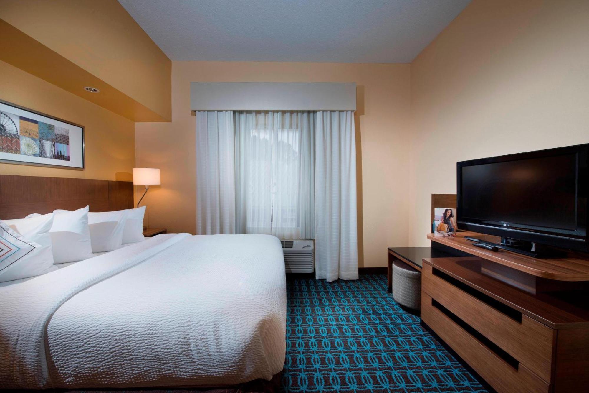 נורת' צ'רלסטון Fairfield Inn And Suites Charleston North/University Area מראה חיצוני תמונה