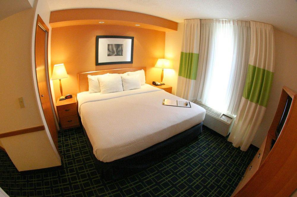 נורת' צ'רלסטון Fairfield Inn And Suites Charleston North/University Area מראה חיצוני תמונה